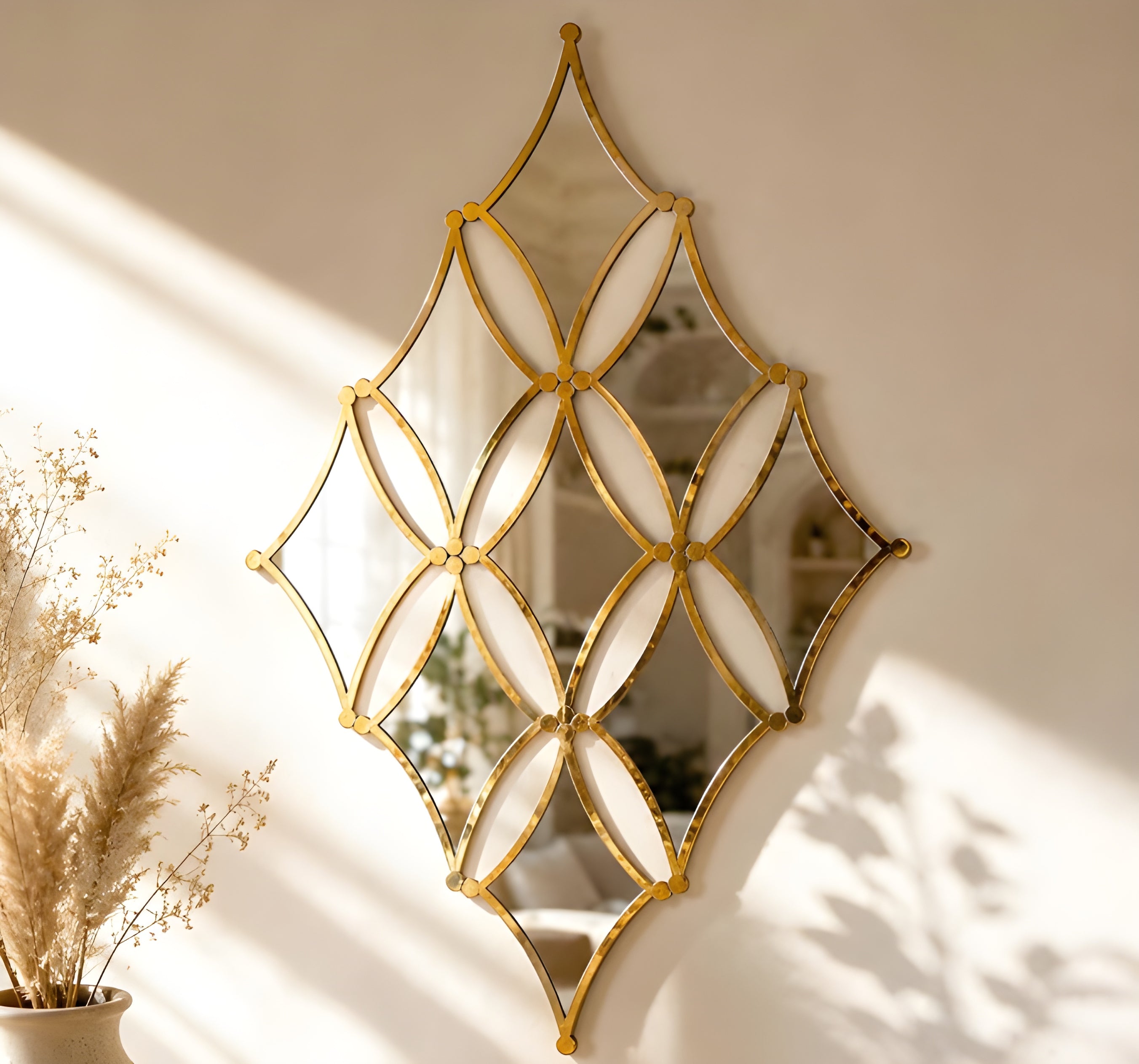 Modern Lattice Diamond Wall Mirror (MM035)